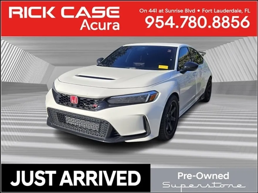 2024 Honda Civic Type R photo 1
