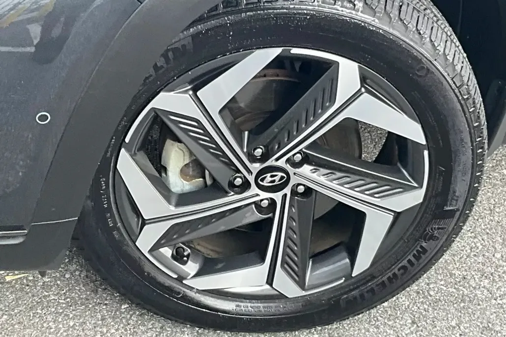 2023 Hyundai Tucson Limited photo 1