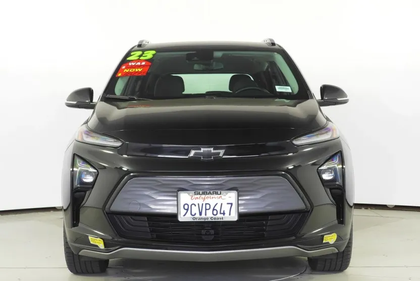 2023 Chevrolet Bolt EUV photo 1