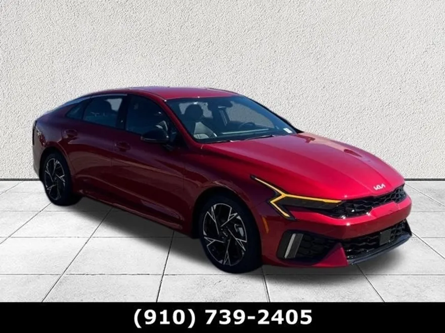 2025 Kia K5 GT-Line photo 1