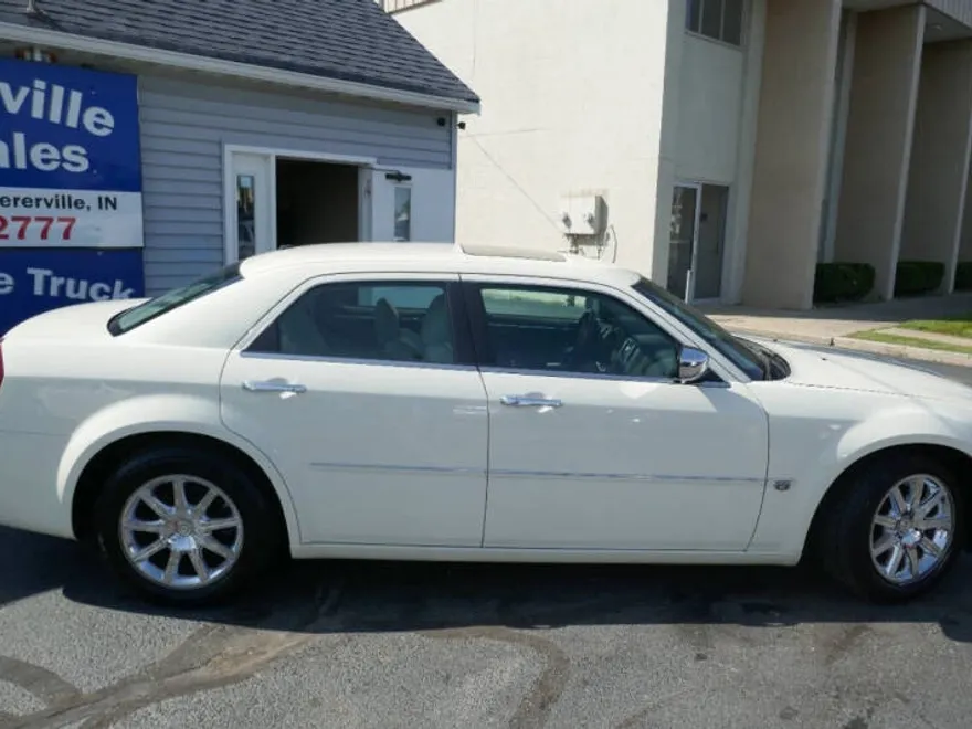 2007 Chrysler 300 C LX photo 1