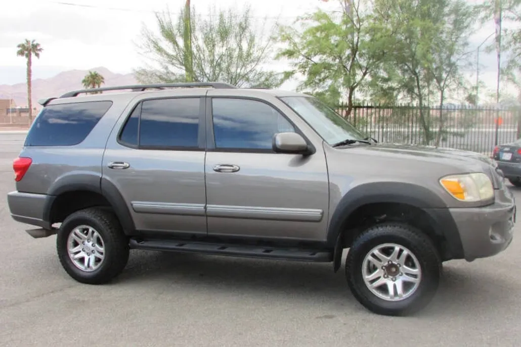 2006 Toyota Sequoia Limited photo 1