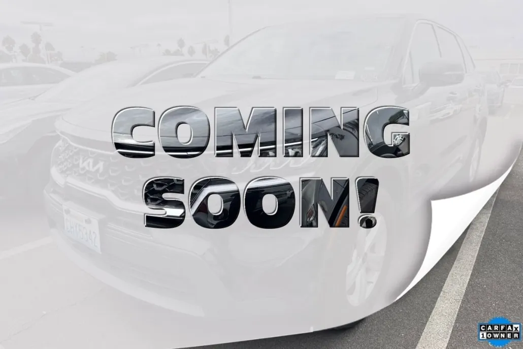 2023 Kia Sorento LX photo 1