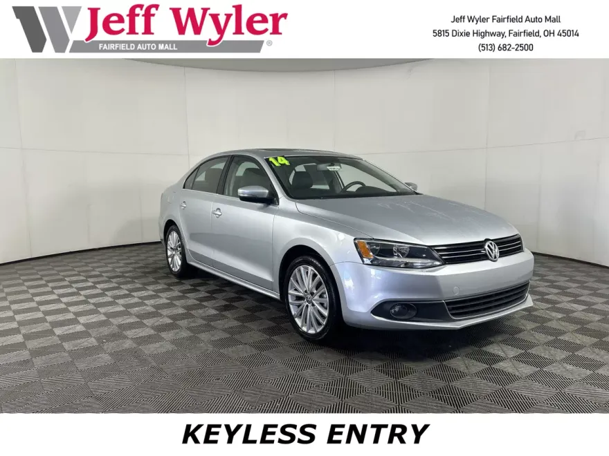 2014 Volkswagen Jetta SEL photo 1
