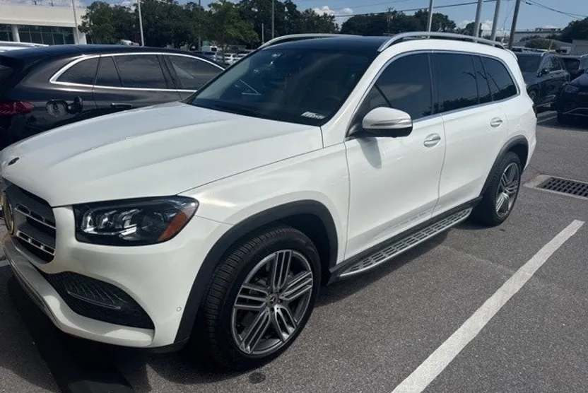 2022 Mercedes Benz GLS 450 4MATIC photo 1
