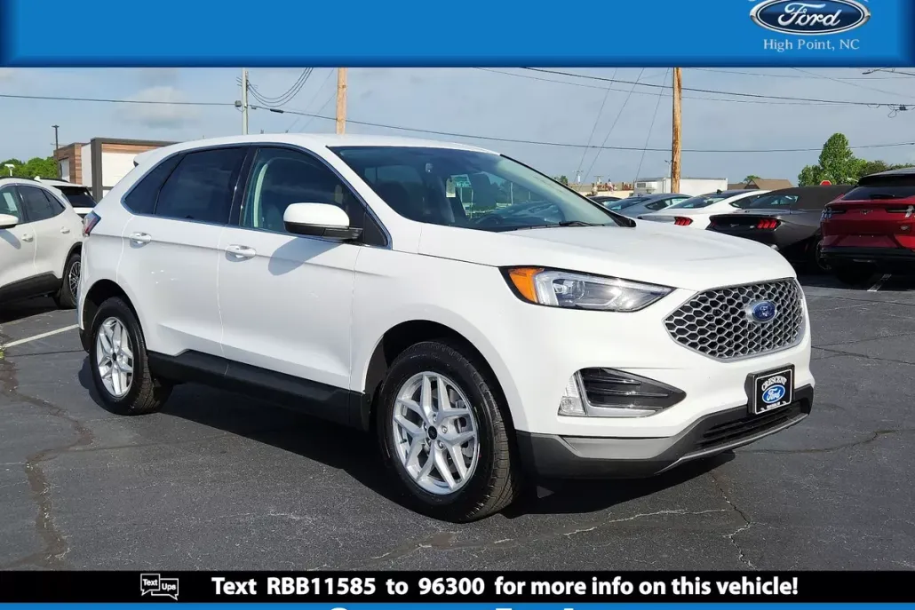 2024 Ford Edge SEL photo 1
