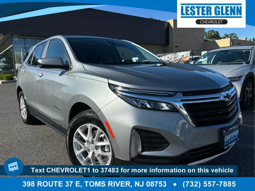 2024 Chevrolet Equinox LT photo 1