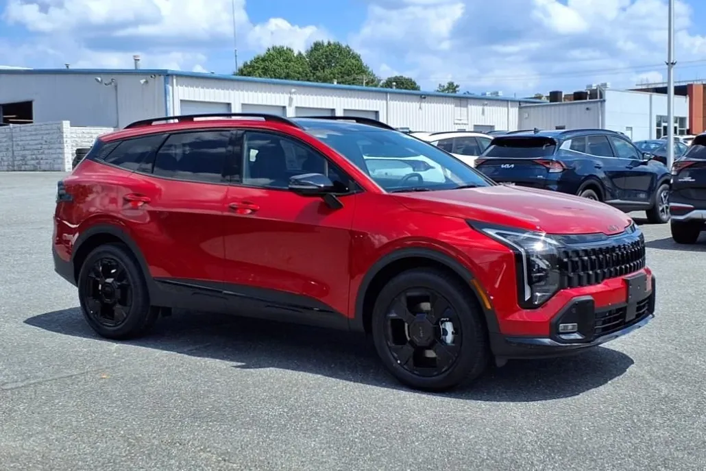 2026 Kia Sportage X-Line photo 1