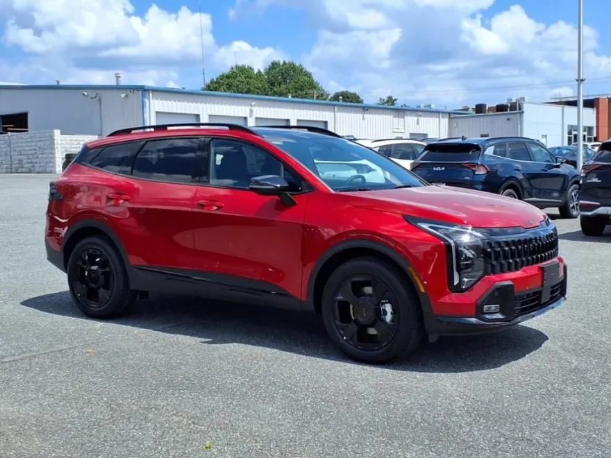2026 Kia Sportage X-Line photo 1