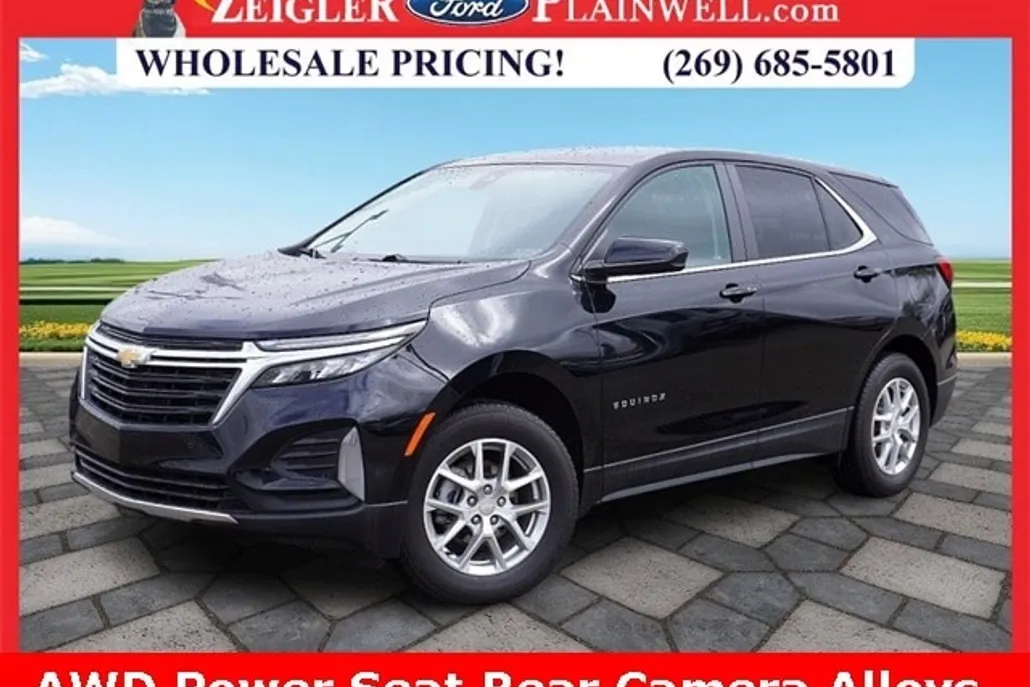 2023 Chevrolet Equinox LT photo 1