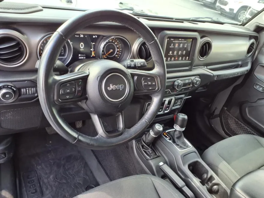 2021 Jeep Wrangler Willys photo 1