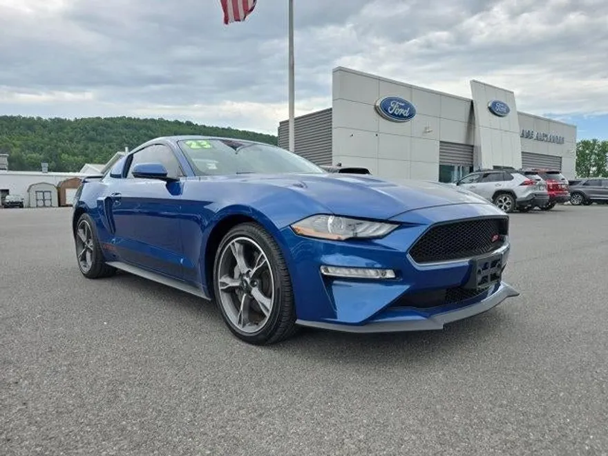 2023 Ford Mustang GT Premium photo 1