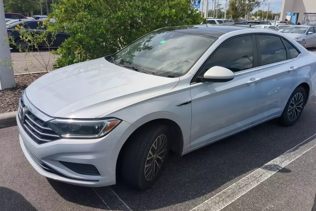 2019 Volkswagen Jetta 1.4T SEL photo 1