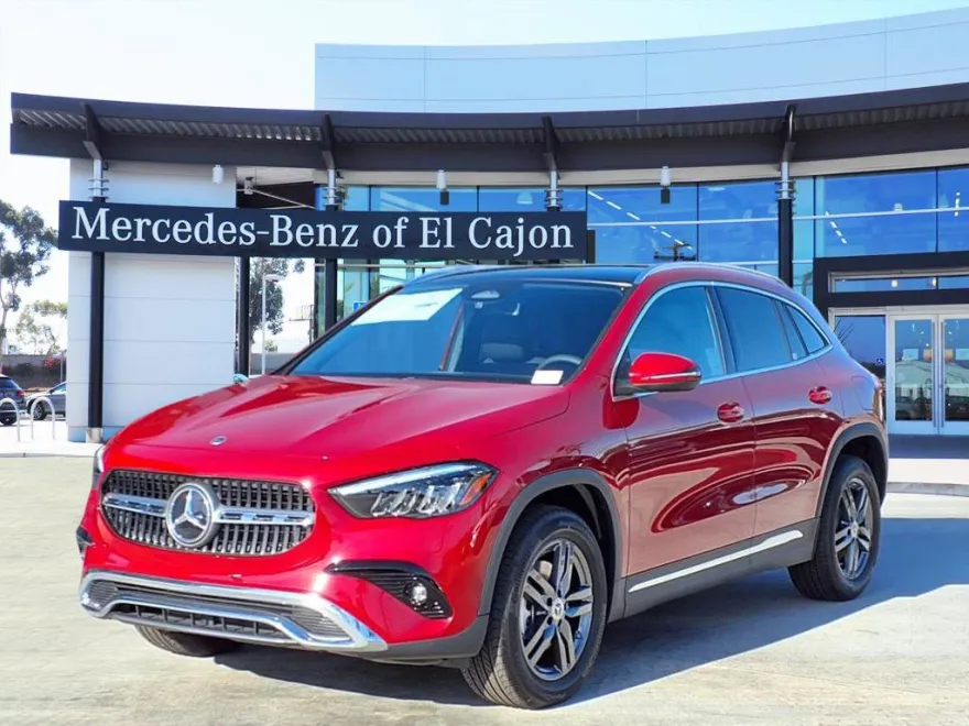 2026 Mercedes Benz GLA 250 4MATIC photo 1