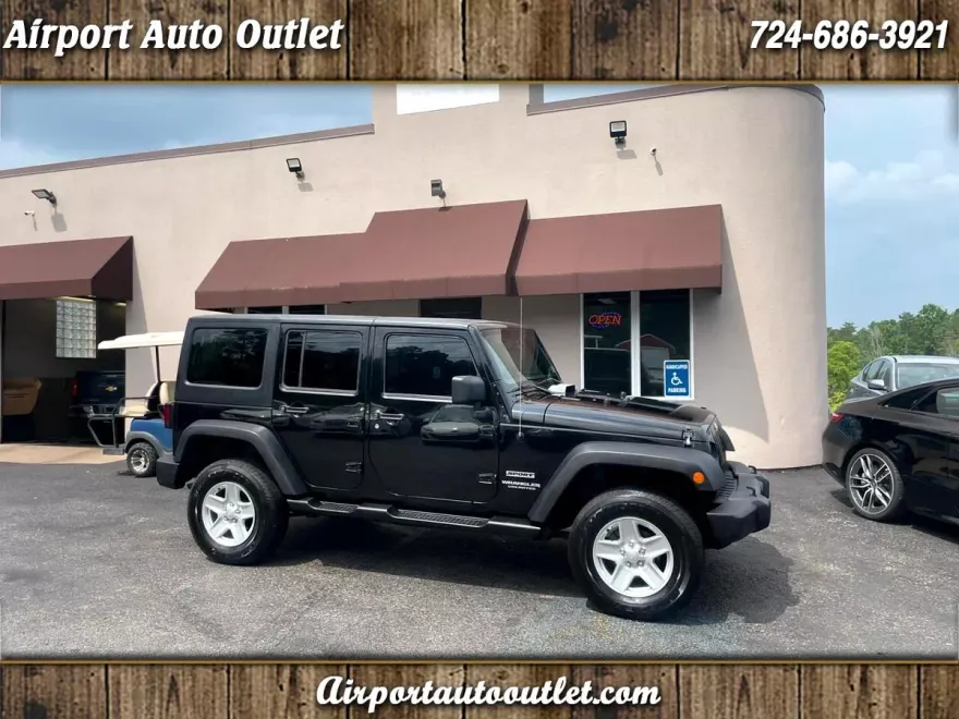 2014 Jeep Wrangler Unlimited Sport photo 1