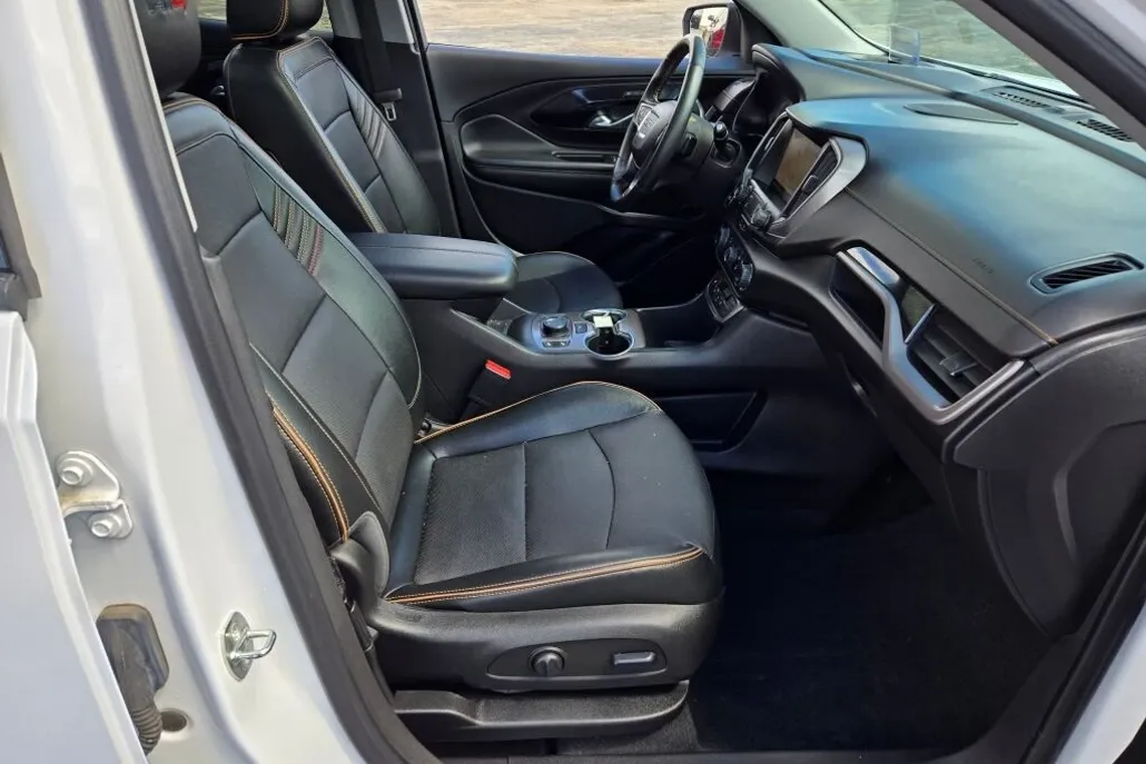 2023 Gmc Terrain AT4 photo 1