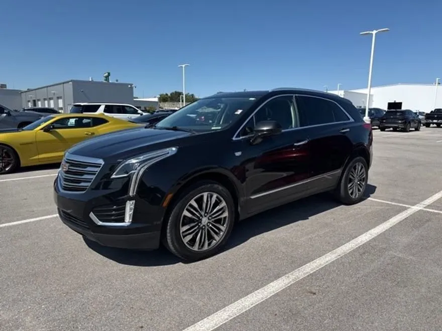 2017 Cadillac XT5 Premium Luxury photo 1