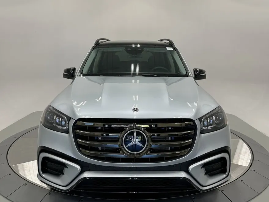 2026 Mercedes Benz GLS 450 4MATIC photo 1