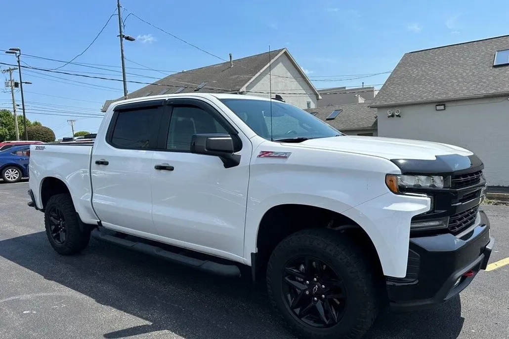 2021 Chevrolet Silverado 1500 LT Trail Boss photo 1