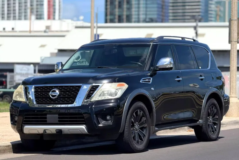 2017 Nissan Armada Platinum photo 1