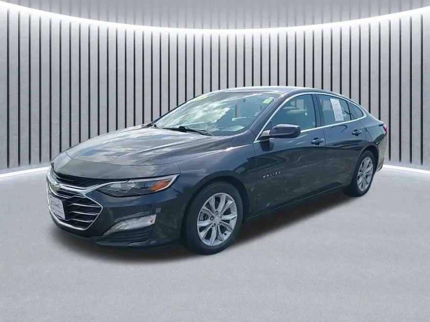 2023 Chevrolet Malibu 1LT photo 1