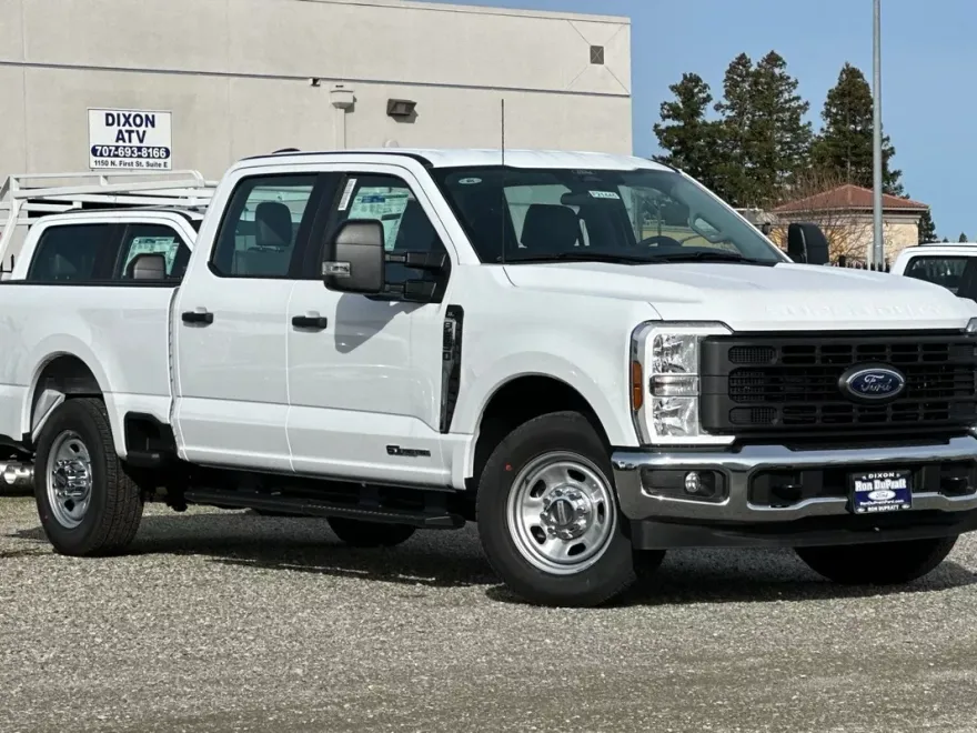 2024 Ford F-350 photo 1