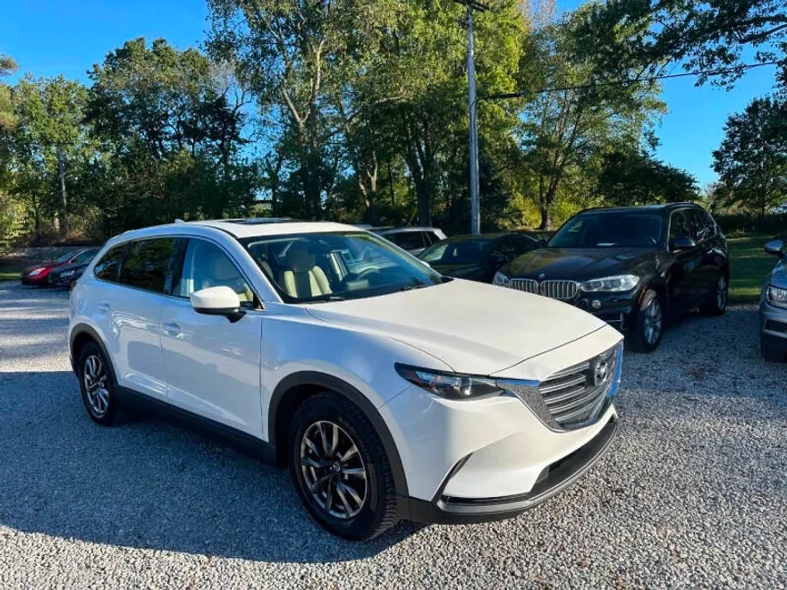 2016 Mazda CX-9 Touring photo 1