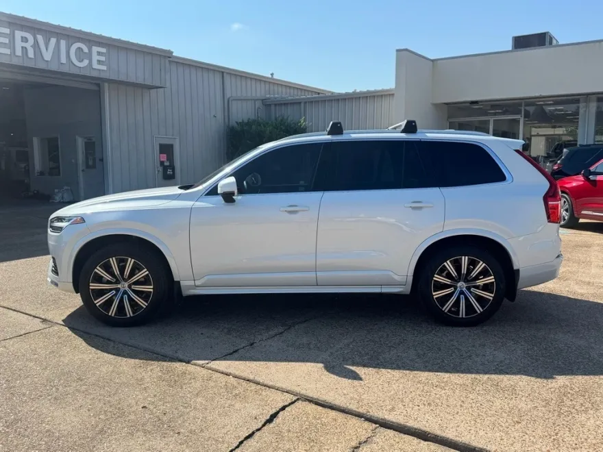 2023 Volvo XC90 AWD Core photo 1