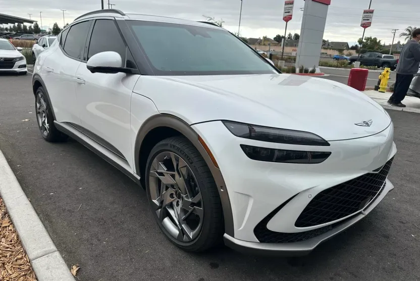 2024 Genesis GV60 AWD Performance photo 1