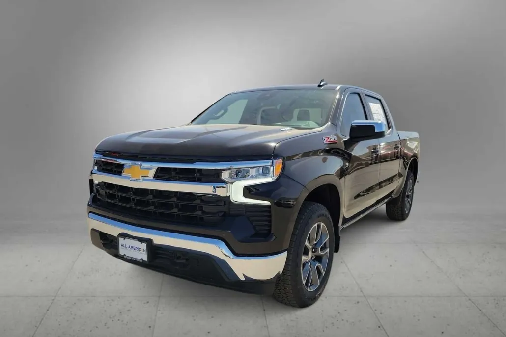 2025 Chevrolet Silverado 1500 LT photo 1