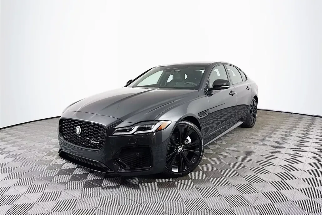 2024 Jaguar XF P300 R-Dynamic SE photo 1