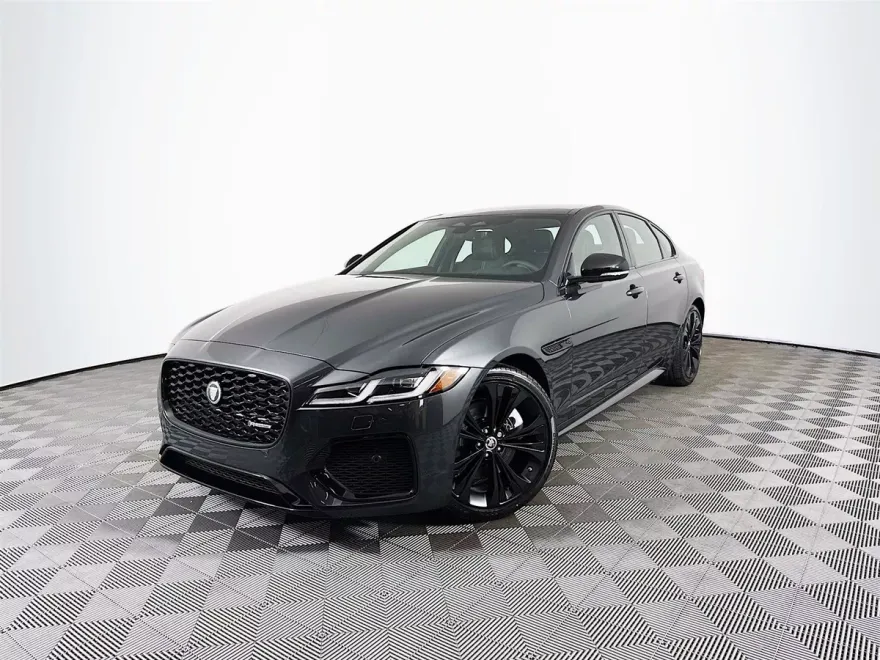 2024 Jaguar XF P300 R-Dynamic SE photo 1