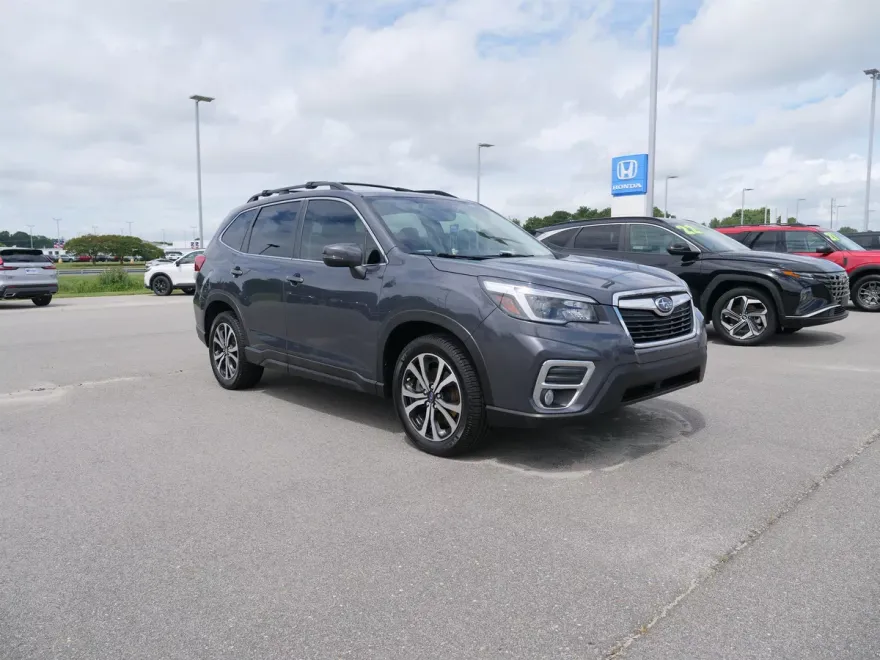 2021 Subaru Forester Limited photo 1