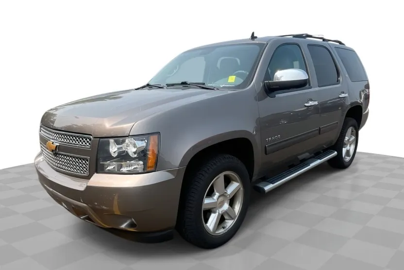 2014 Chevrolet Tahoe LT photo 1