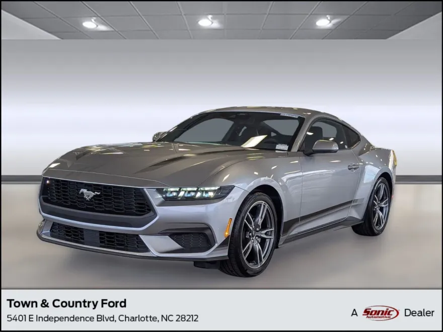 2025 Ford Mustang EcoBoost photo 1