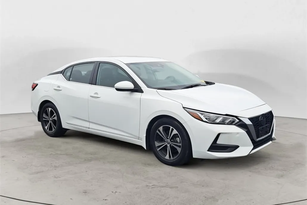 2022 Nissan Sentra SV photo 1