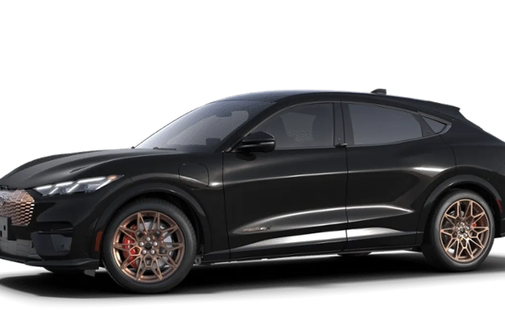 2025 Ford Mustang Mach-E GT photo 1