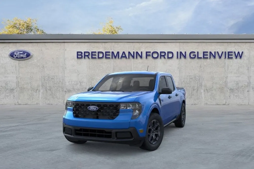 2025 Ford Maverick XLT photo 1