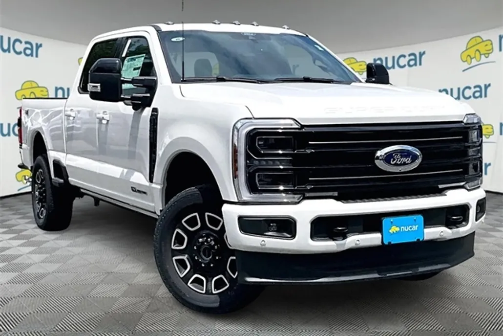 2025 Ford F-350 photo 1