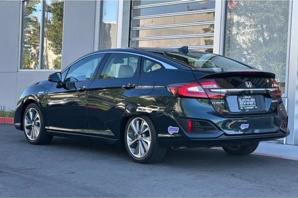 2019 Honda Clarity Plug-In Hybrid photo 1