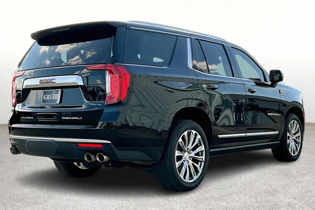 2023 Gmc Yukon Denali photo 1