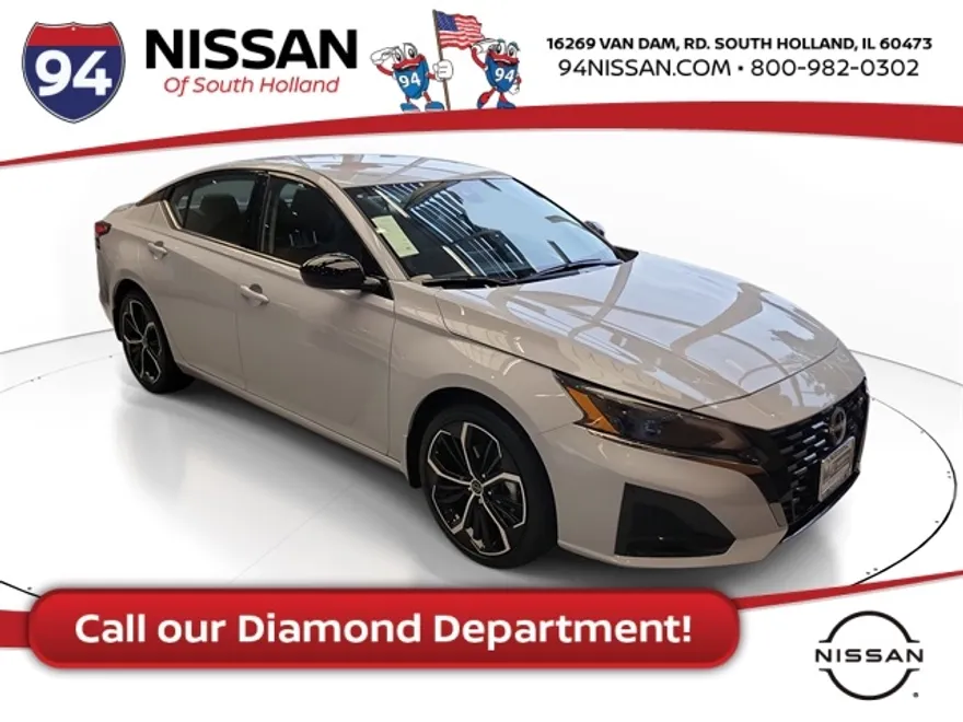 2025 Nissan Altima SR photo 1