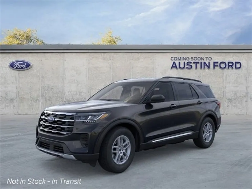 2025 Ford Explorer photo 1