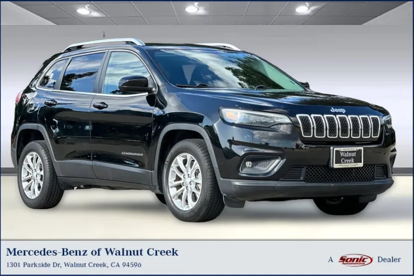 2019 Jeep Cherokee Latitude photo 1