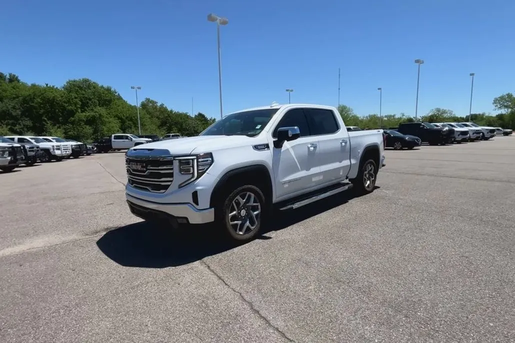 2023 Gmc Sierra 1500 SLT photo 1