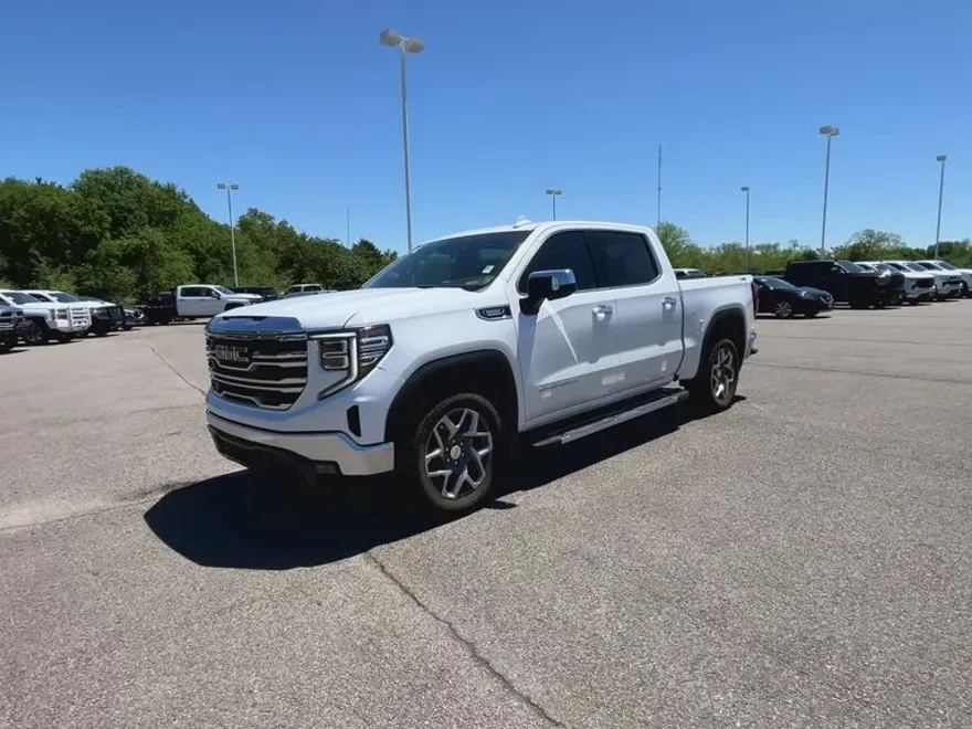 2023 Gmc Sierra 1500 SLT photo 1