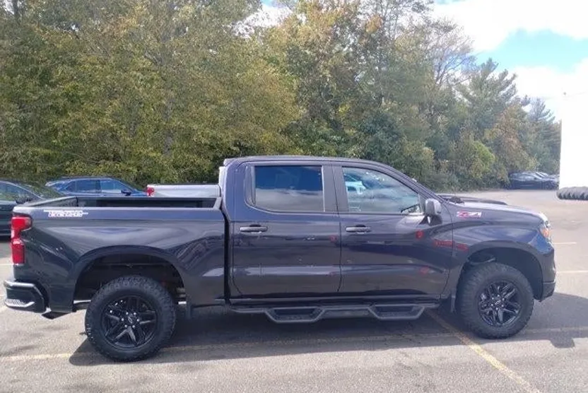 2022 Chevrolet Silverado 1500 Custom Trail Boss photo 1