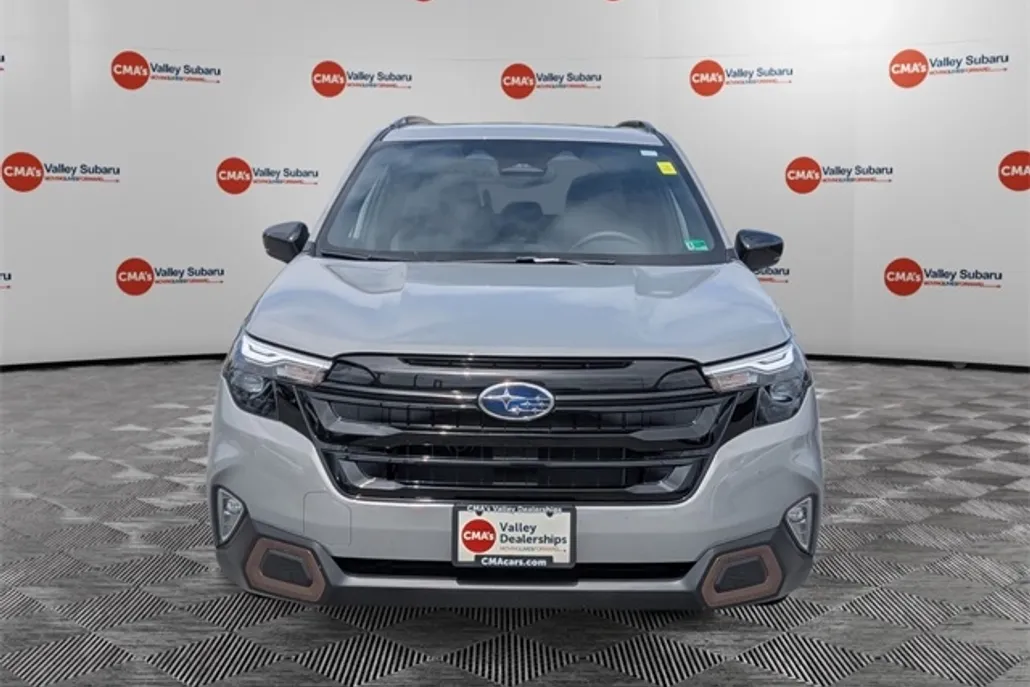 2025 Subaru Forester Sport photo 1
