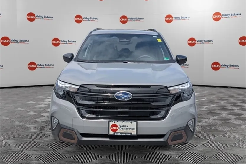 2025 Subaru Forester Sport photo 1