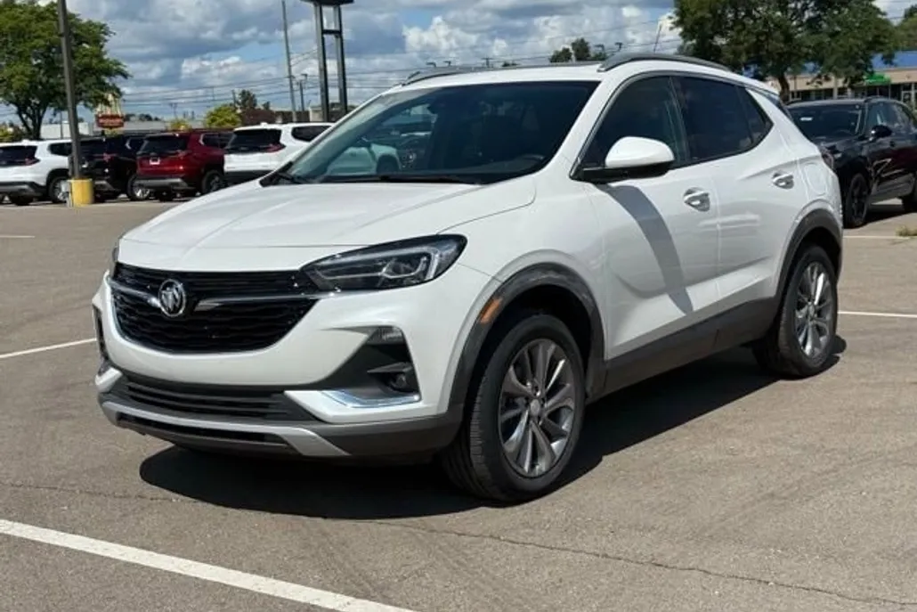 2023 Buick Encore GX Essence photo 1